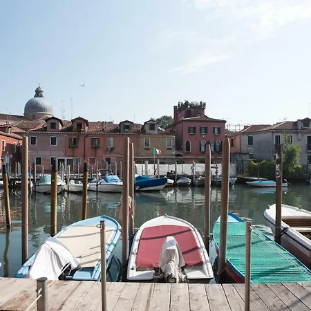 Venetian Mood : Earth Sky